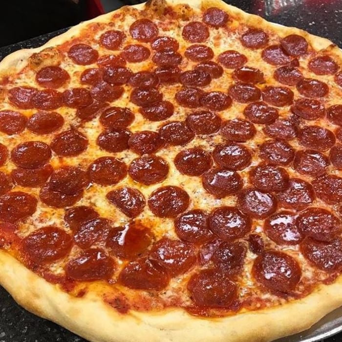 1 Topping Pizza (Large 18").